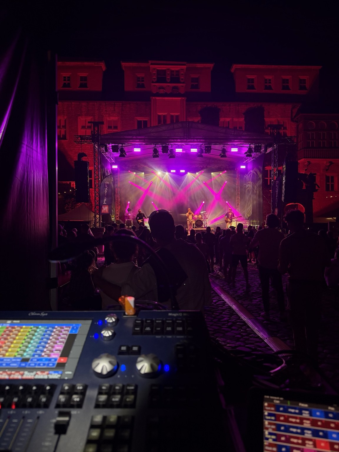 Schlossfest Merseburg – Lichtdesign · Operating · anteilig Material